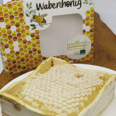 Akazien-Wabenhonig<sub>in der Naturwabe</sub> – Bild 4